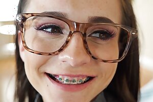 Petite Teen With Braces Pulverized To Orgasm By Friend‘s Brother