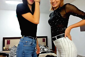 Melisa and her girl friend on cam